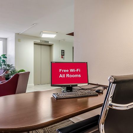 Red Roof Inn Plus+ Wichita East Ngoại thất bức ảnh