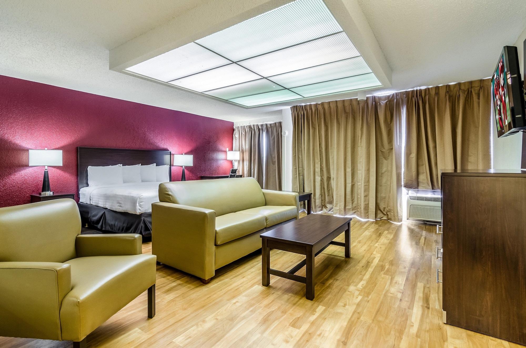 Red Roof Inn Plus+ Wichita East Ngoại thất bức ảnh