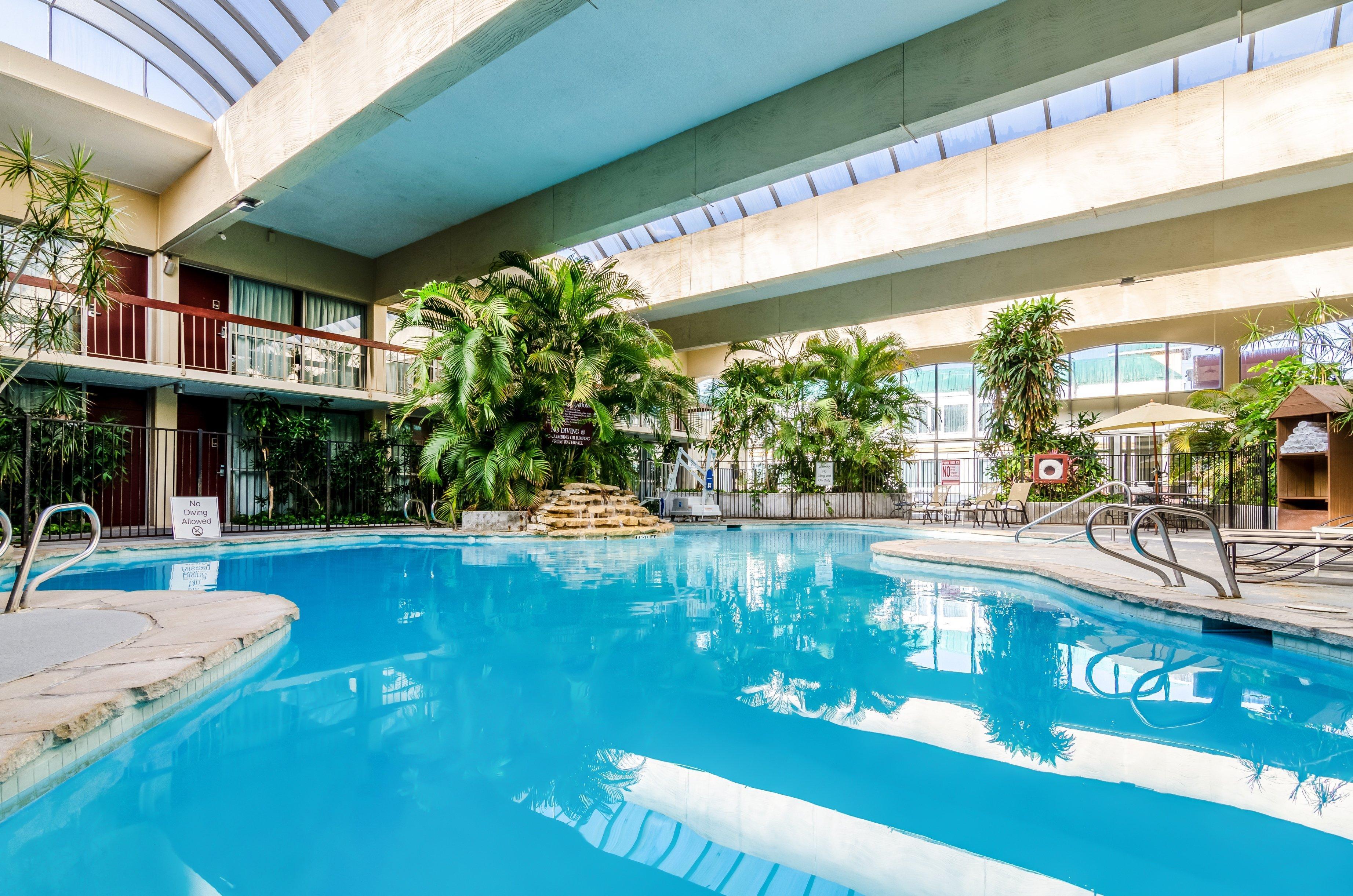 Red Roof Inn Plus+ Wichita East Ngoại thất bức ảnh