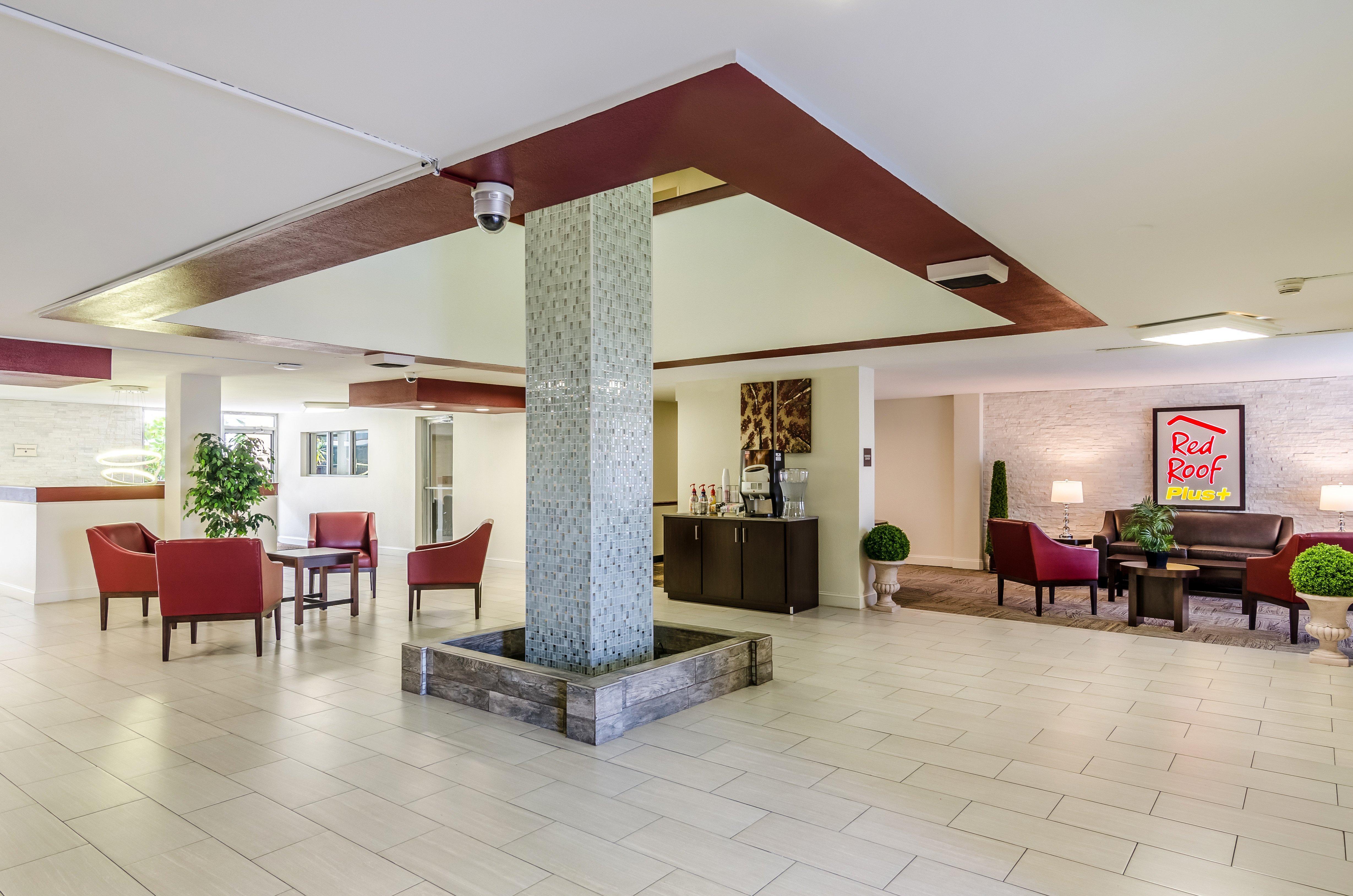 Red Roof Inn Plus+ Wichita East Ngoại thất bức ảnh