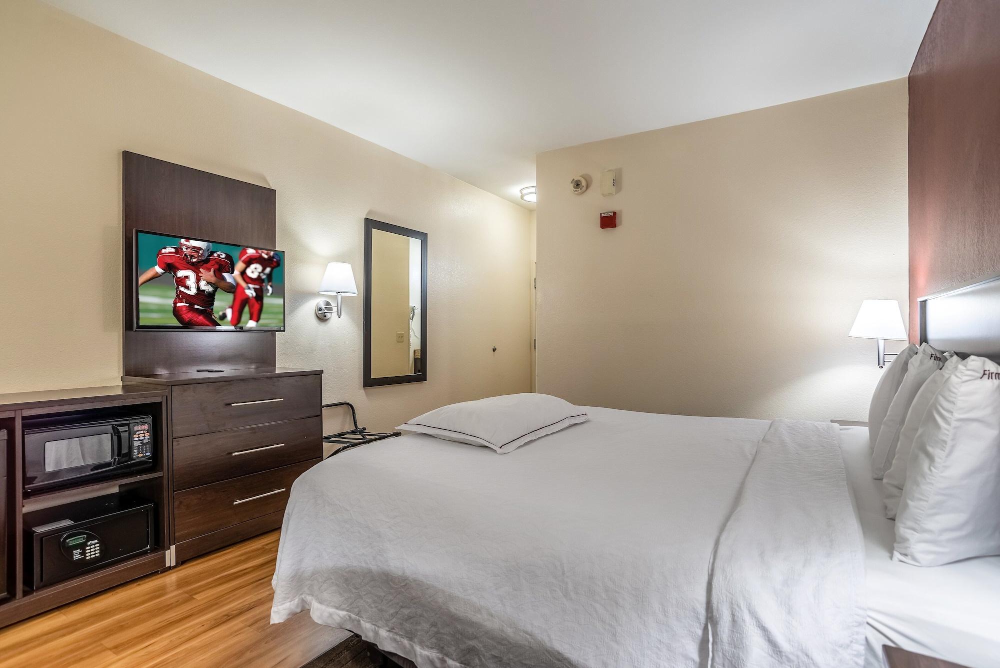 Red Roof Inn Plus+ Wichita East Ngoại thất bức ảnh