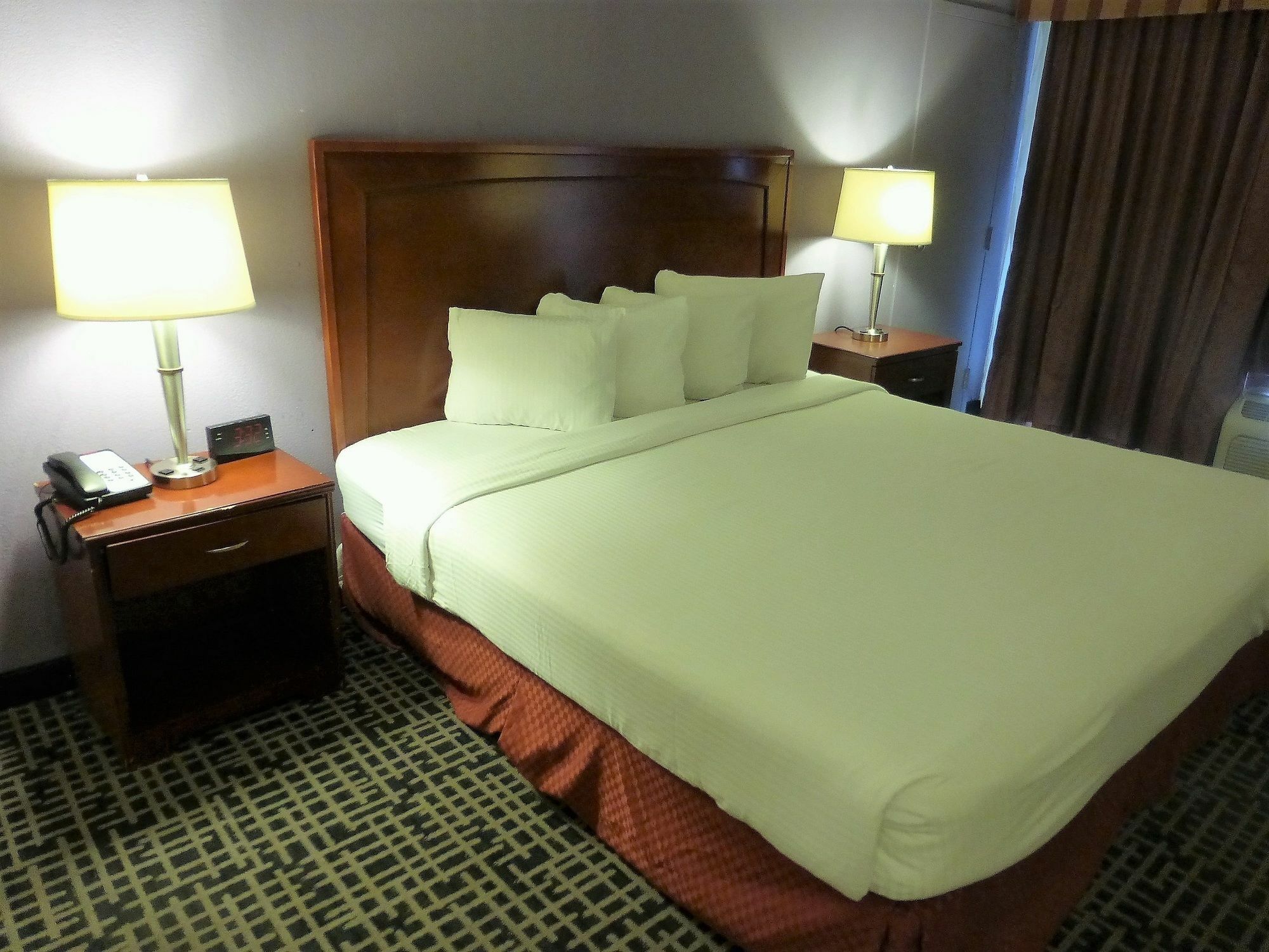 Red Roof Inn Plus+ Wichita East Ngoại thất bức ảnh
