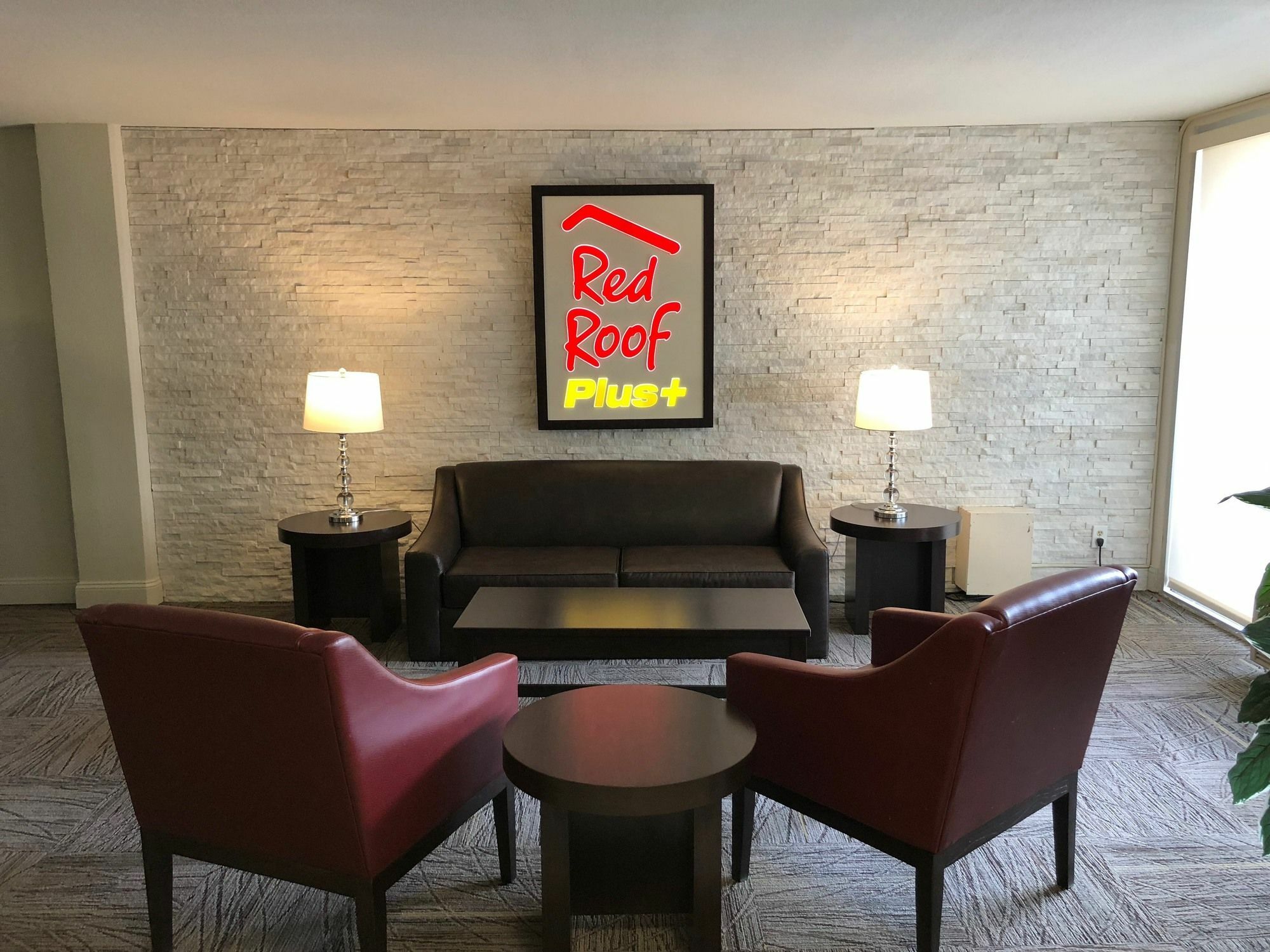 Red Roof Inn Plus+ Wichita East Ngoại thất bức ảnh