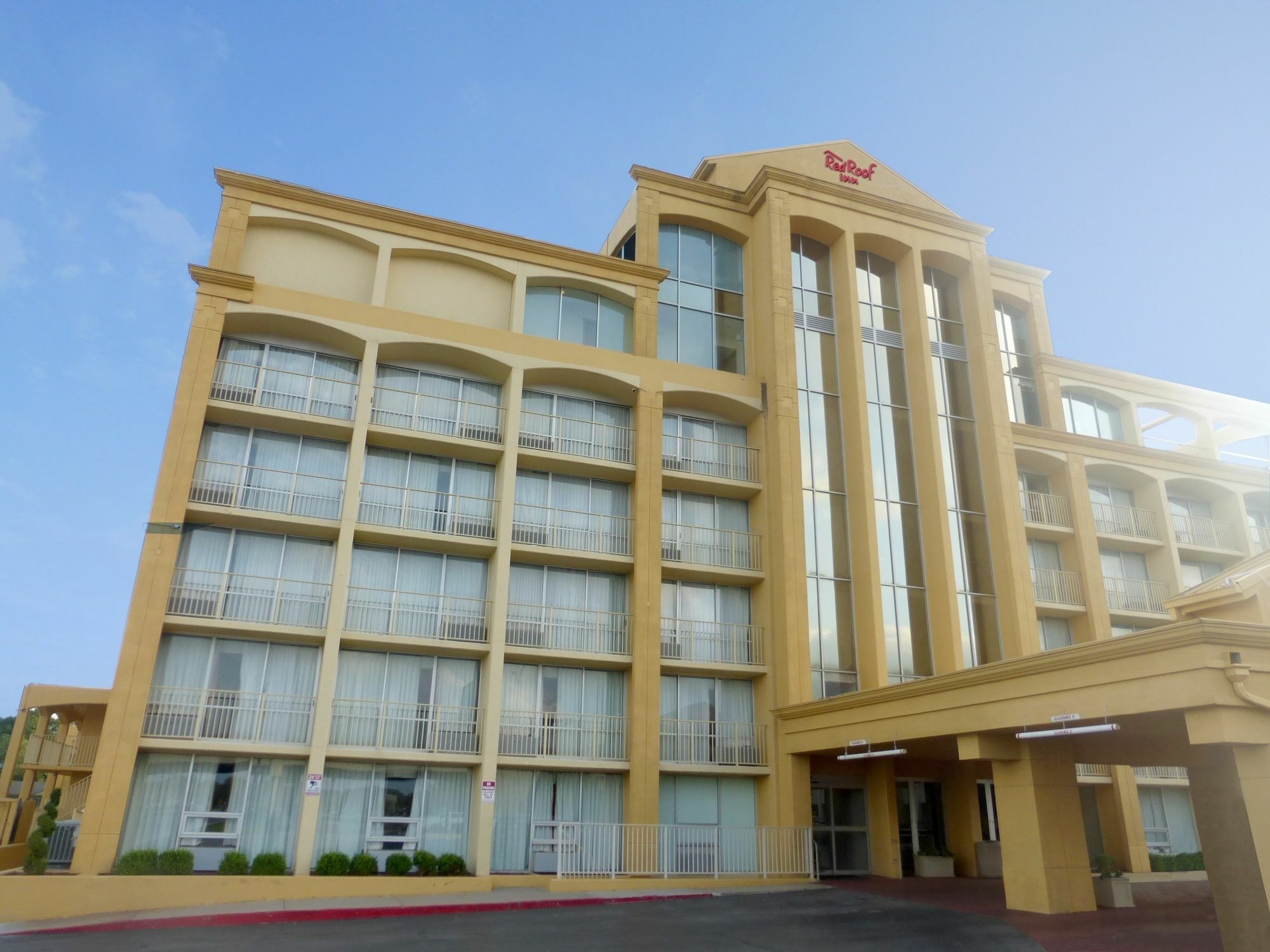 Red Roof Inn Plus+ Wichita East Ngoại thất bức ảnh